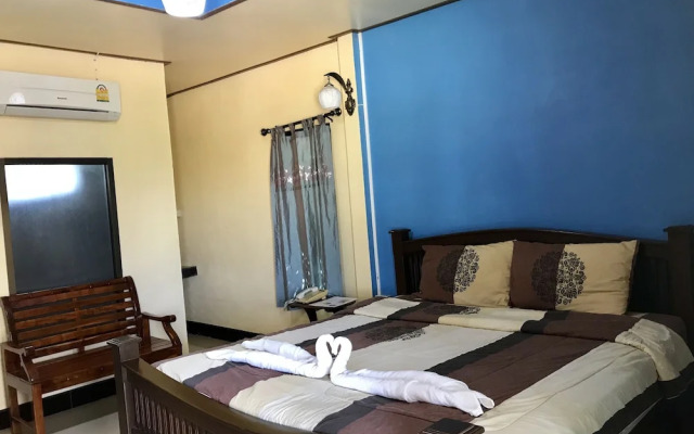 Phupha Inn Resort