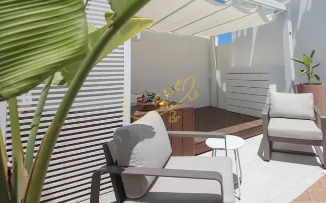 TD Palazzomaris Il Faro Seaview Townhouse