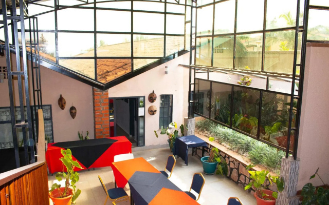 Hotel Baobab