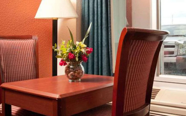 Old Hickory Inn
