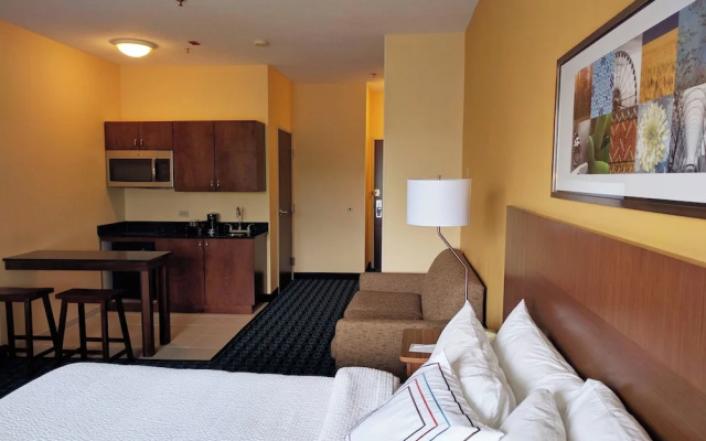 Fairfield Inn & Suites Chicago St. Charles