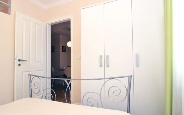 Apartment Flores