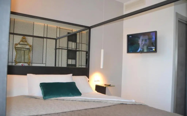 5-Rooms Apartment