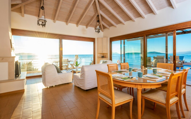 Iris Villas Lefkada - Karavi Villa