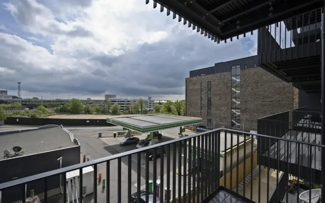 Seven Living Ashford - Luxury Studio Apartment