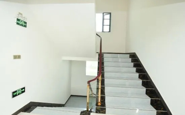 Jiayuan Holiday Hotel