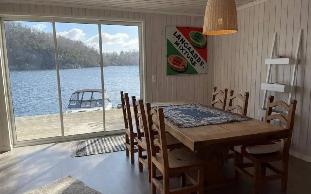 6-person Holiday Home Rubbestadneset