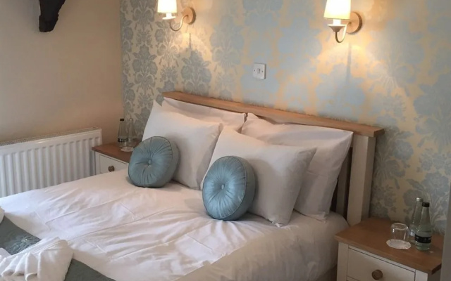 The Fox Hall Inn