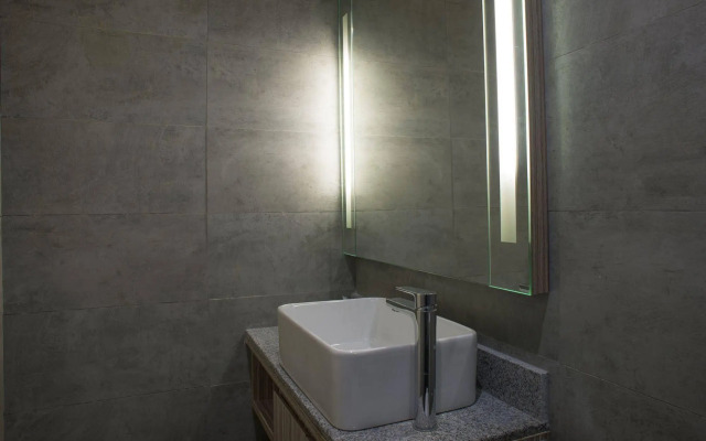 Bathroom · Kuala Lumpur — photo 8