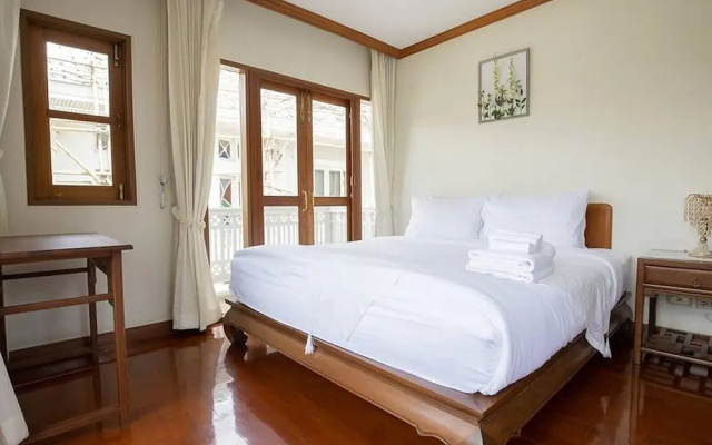 Royal Riverside Villa Chao Phraya View Suite