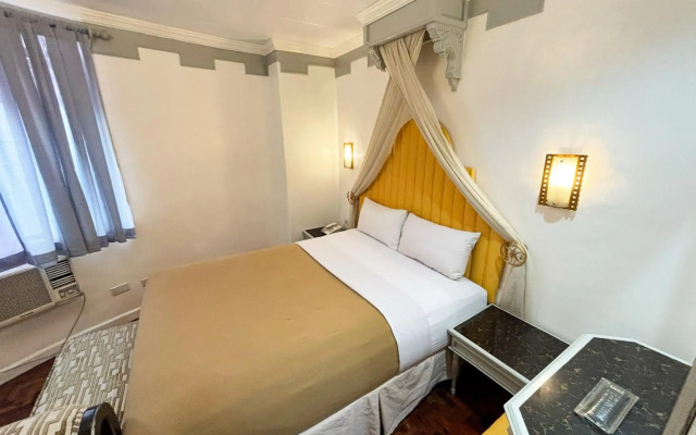 Camelot Hotel Quezon City powered by Cocotel