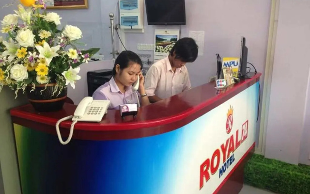 Royal 74 Hotel