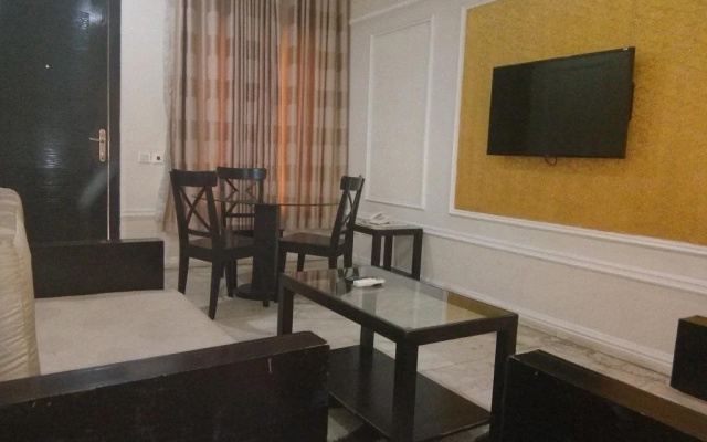 Margaretta Classic Suites and Hotel