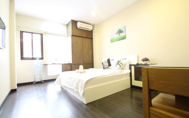 Апартаменты Smiley Apartment 13 - Adults Only комната для гостей
