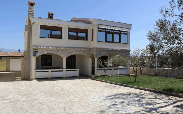 Apartment Rosulje