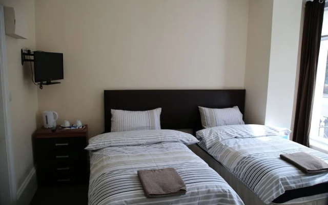 Portsmouth Inns