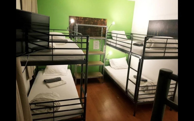 Lindas Beauty Hostel