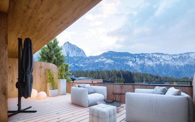 Premium Apartment With Indoor Pool