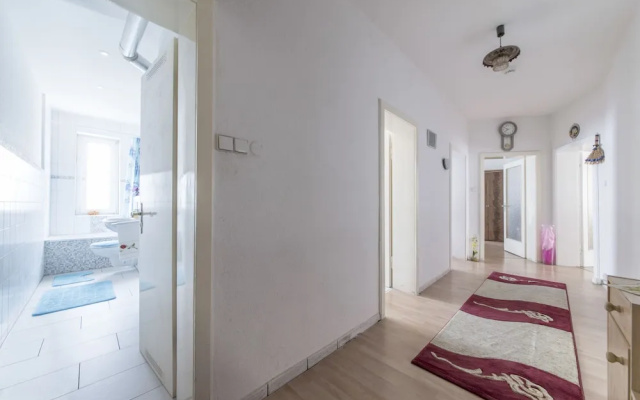 Private Apartment Kriegerstraße
