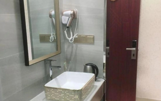 Nuoyang Hotel