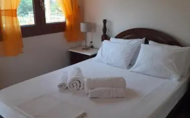 Anavissos Apartment