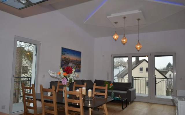 Unique Apartment 11