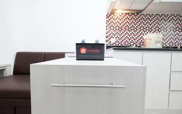 Direct Access to The Mall 2BR Bassura City Apartment