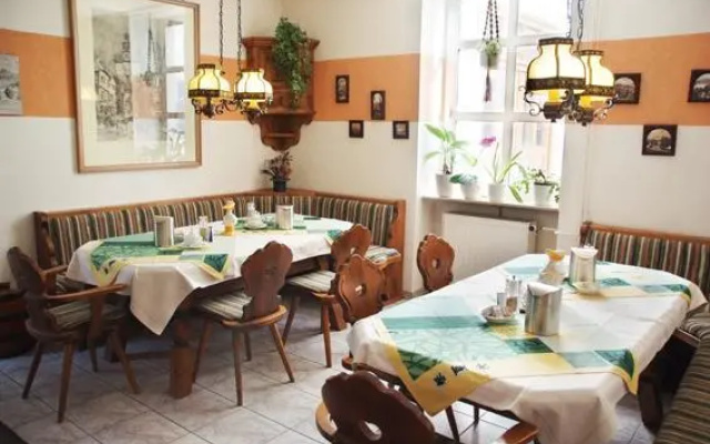 Allee-Hotel garni