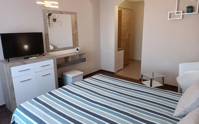 Marina Guest House
