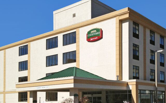 Отель Courtyard by Marriott Ottawa Downtown Канада, Оттава - отзывы, цены и фото номеров - забронировать отель Courtyard by Marriott Ottawa Downtown онлайн вид на фасад