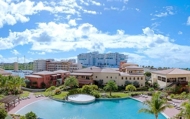 Condo Marina 360