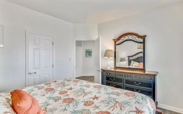 Kahala Beachfront by Ryson Vacation Rentals