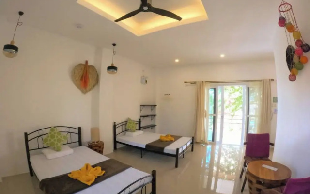 Divers Lodge Plumeria