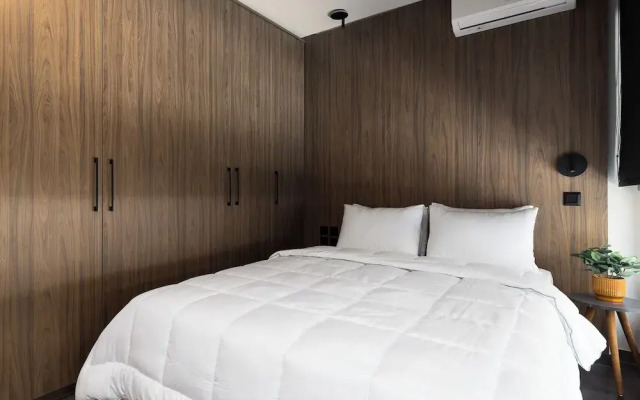 FOS Premium Apartments by halu