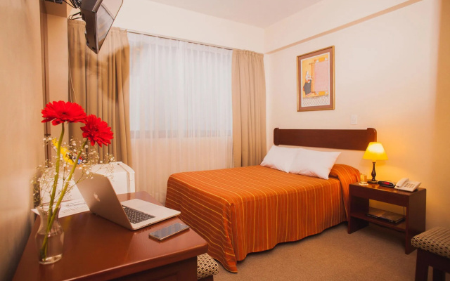 La Paz Apart Hotel