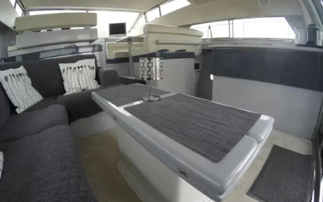 Beautiful and magnific yacht for 6 persons