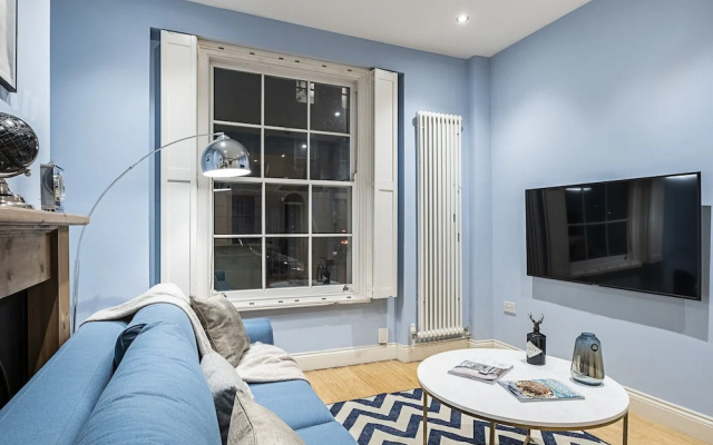 Penryn Apartment by Flexystays
