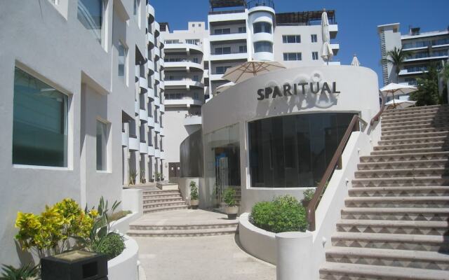 Отель Cabo Villas Beach Resort & Spa вид на фасад