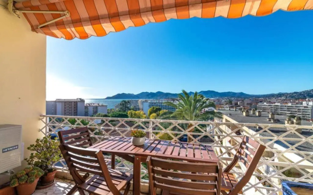 Superb apt in Cannes - Sea view - 6 people