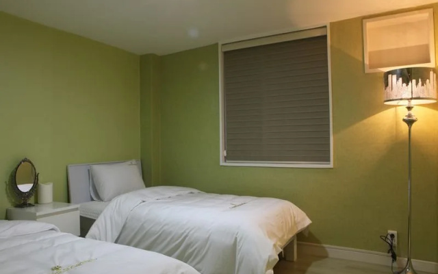 Lamer Hostel