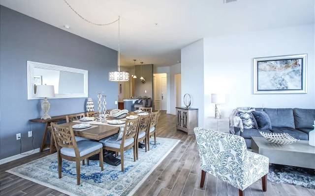 4816 Cayview Avenue #404,