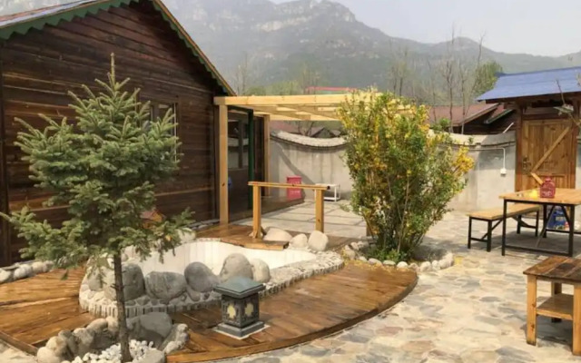 Yun Ju Courtyard Apartment