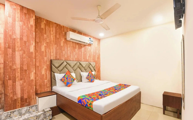 Fabhotel Snow Valley