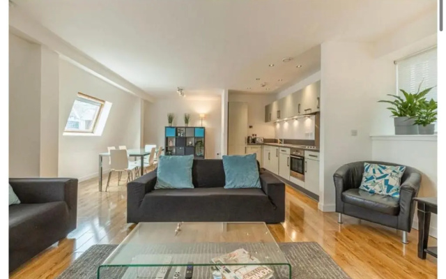 Lovely 3-Bedroom Apartment in Glasgow City Centre