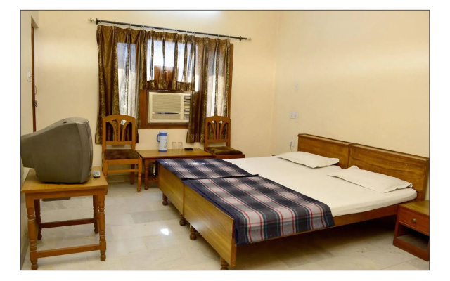 Hotel Raghav Palace