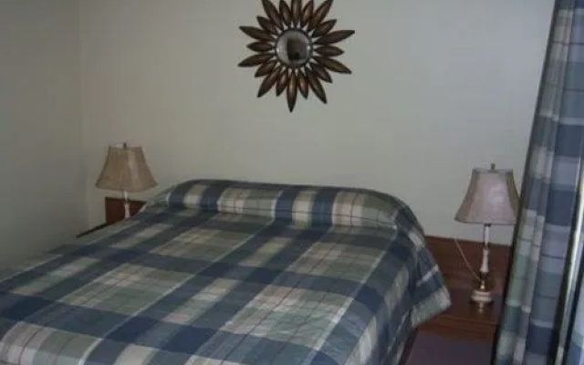 Lakeview Motel