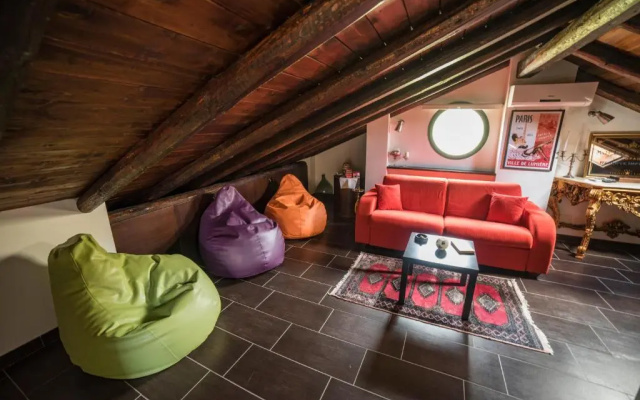 Villa Almond