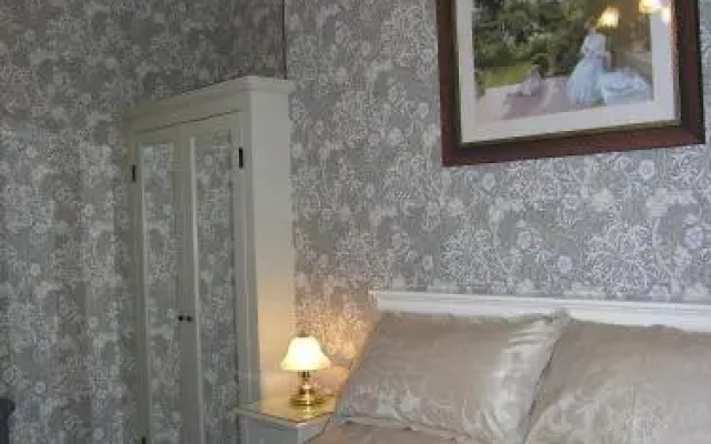 Christleton House