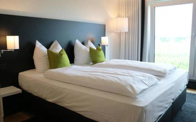 LH Hotel