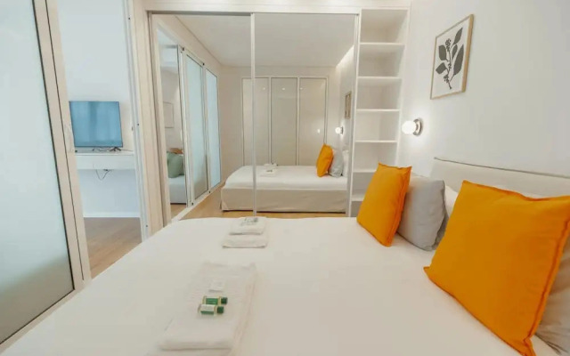 Bright Window Apartment by Vacationy